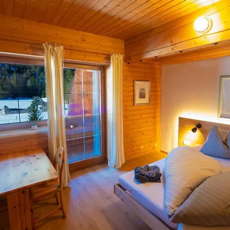 Baerenwirt Homestay Mittenwald