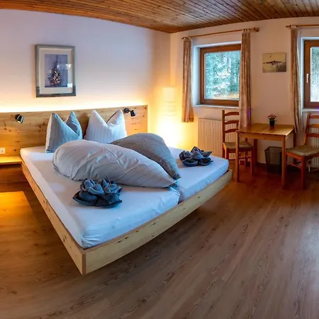 Baerenwirt Homestay Mittenwald