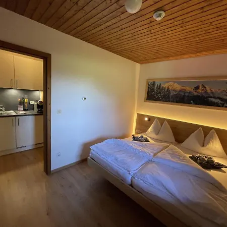 Homestay Baerenwirt Mittenwald