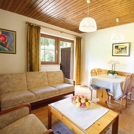Baerenwirt Homestay *
